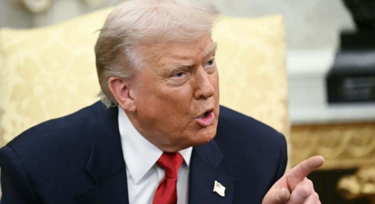 Trump impone arancel del 25% a países que compren bienes de Irán