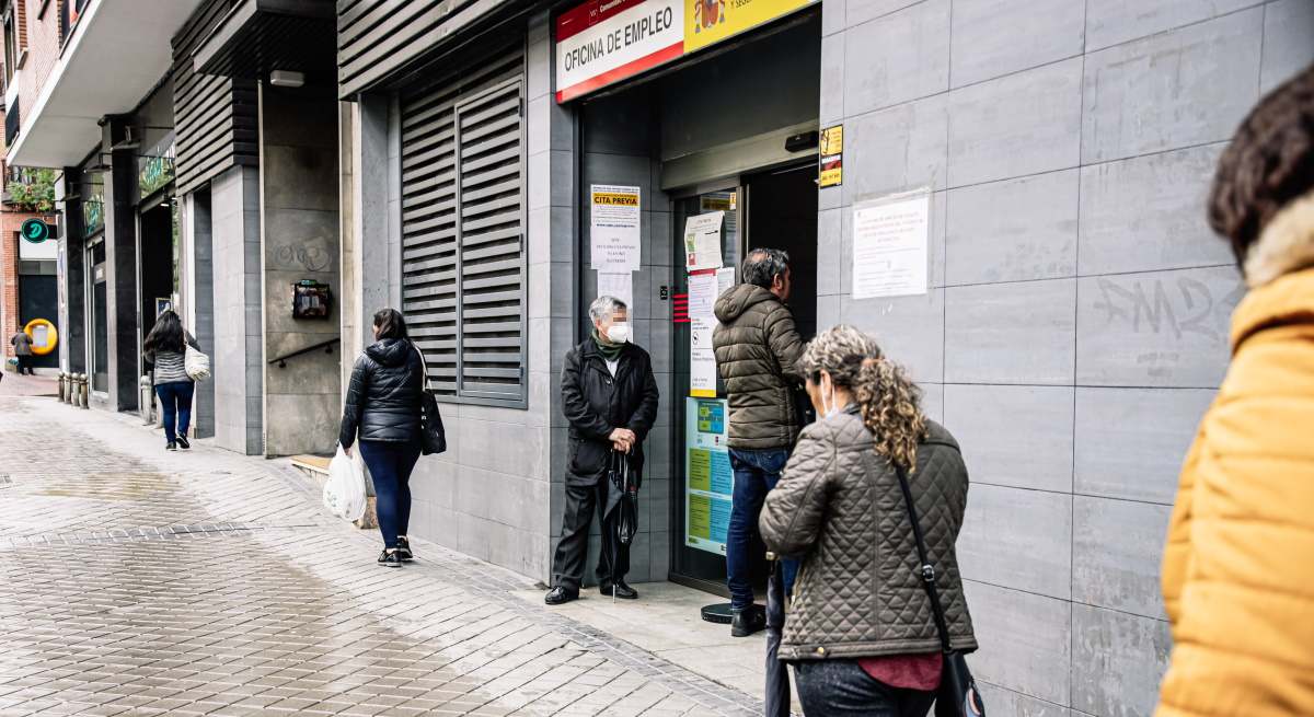 Read more about the article El SEPE abonará seis meses de subsidio a los trabajadores que encuentran empleo a jornada completa, pero los días se consumirán de su duración