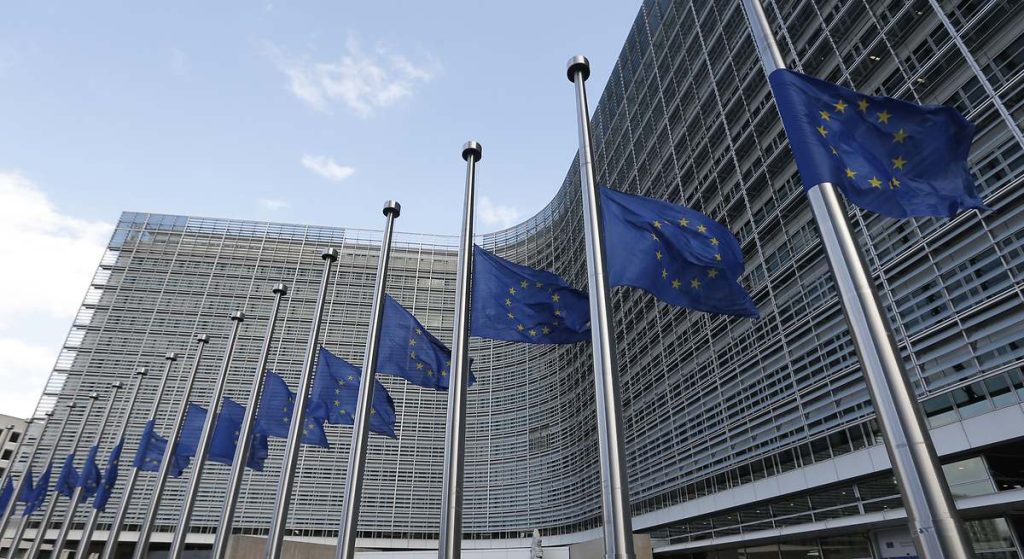 Bruselas aclara que se pueden usar temporalmente fondos de Next Generation para otros gastos