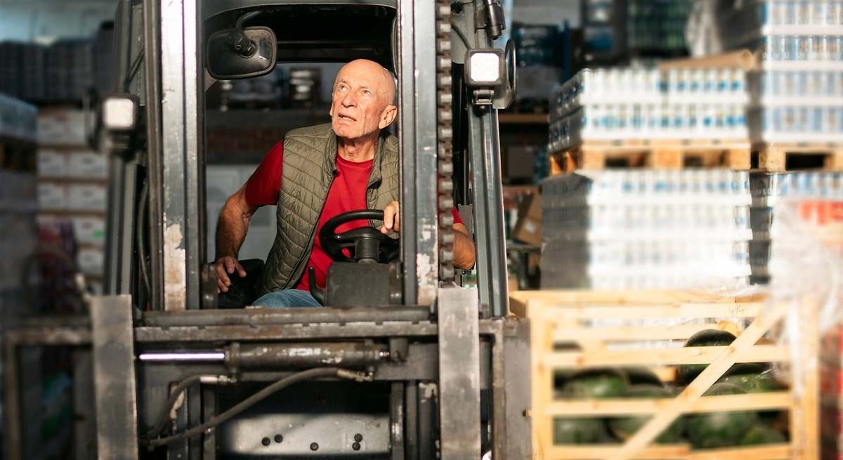 Read more about the article La pensión de los trabajadores con más de 40 años cotizados por la base máxima no llega al 55% de lo aportado, pero a tiempo parcial puede superar el 100% incluso con 15 años cotizados