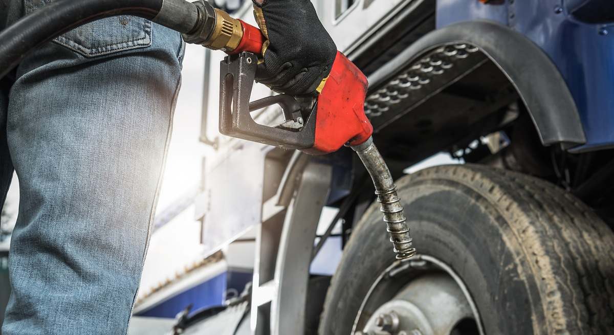 Read more about the article Olvídese del petróleo: el diésel es la pieza clave que puede hacer descarrilar la economía