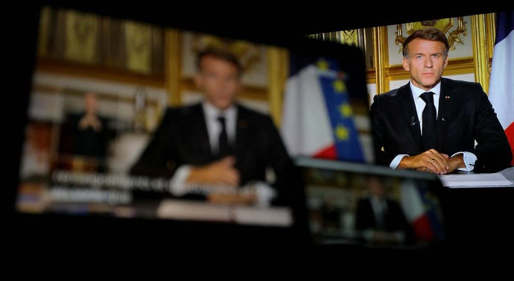 Macron cede ante la revuelta y lanza ayudas al carburante para frenar la crisis